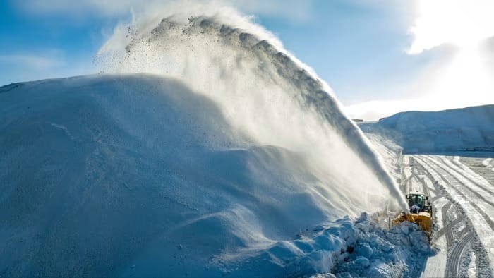 Montreal vs snow: a feat of choreographed chaos