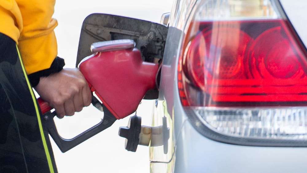 Petrol prices in Calgary fall to their lowest level in over 8 months post image