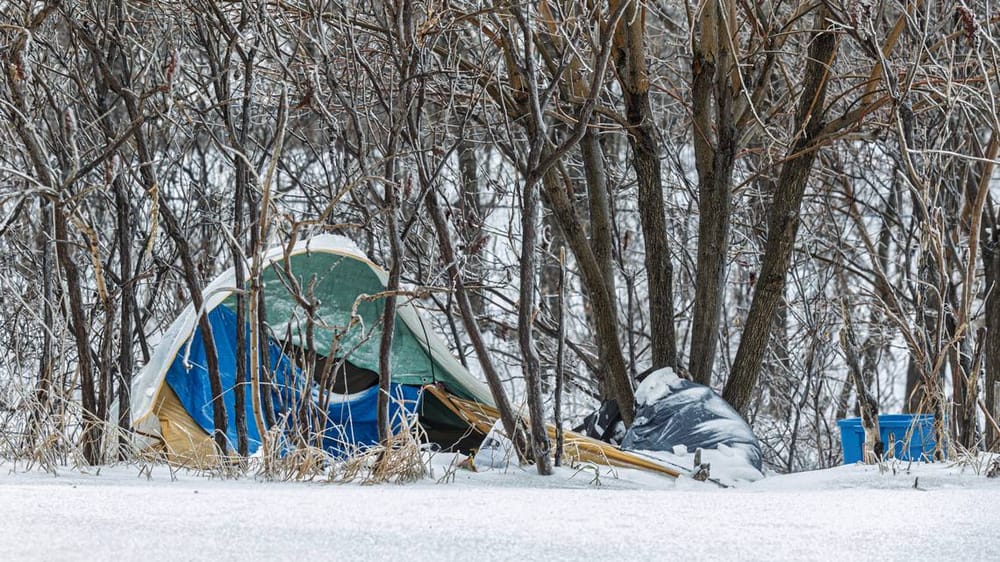 Unhoused man found dead of suspected hypothermia in Montreal post image